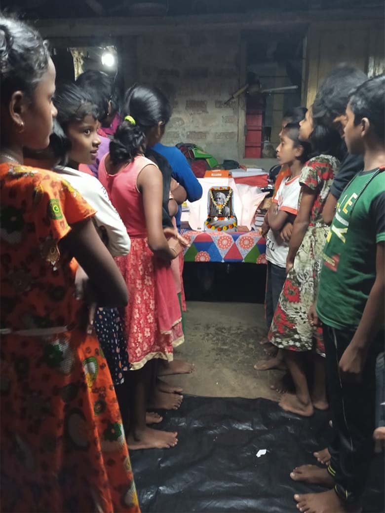 The death anniversary of World Poet Rabindranath Thakur observed at Sundarban Badaban Bharati Education Centre.