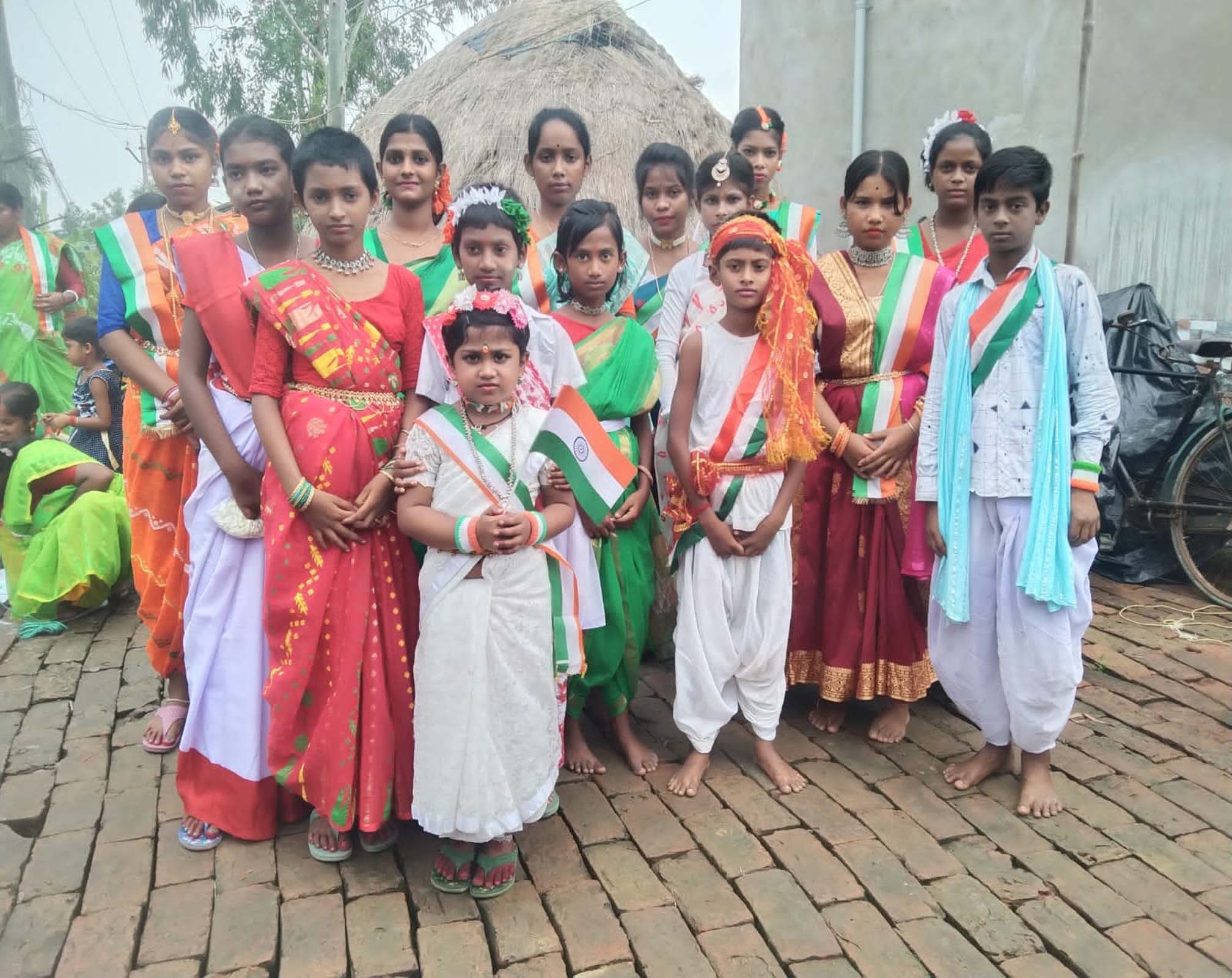 These children of Sai celebrate the day through cultural programs.