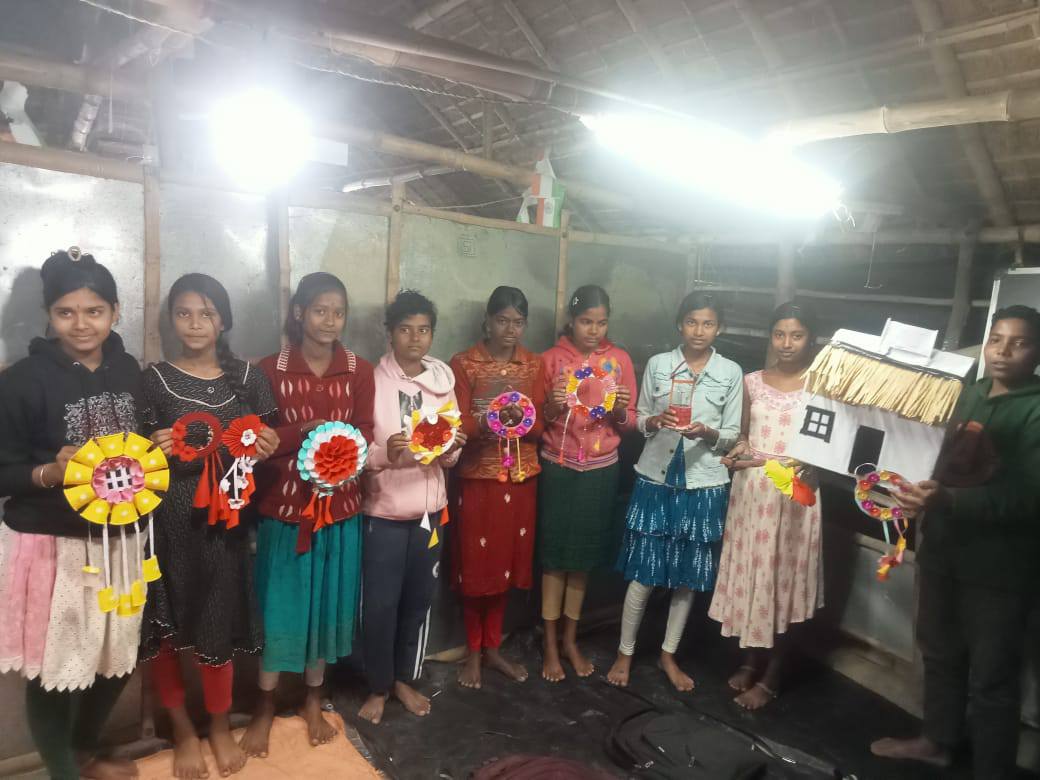 One of the topics in the exam was work education. Children display their handmade crafts
