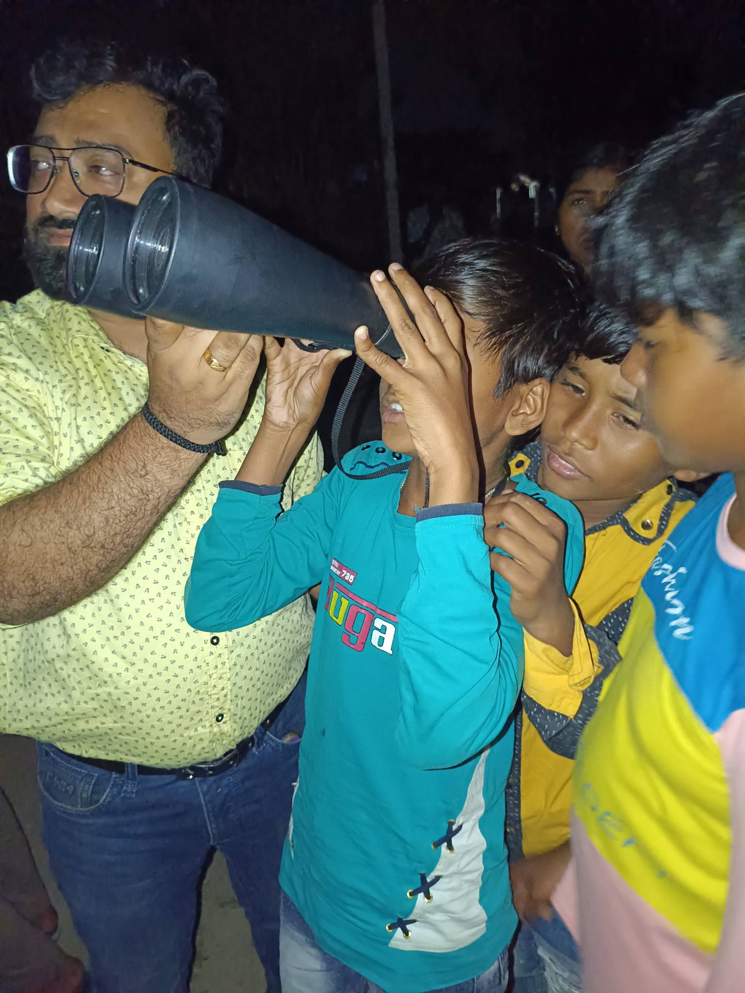Children sometimes even use binoculars to observe the moon with extreme precision.